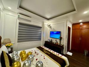 Hoàng Gia Hotel Nhân Hòa