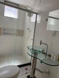 Itapuã - 4 Minutos da Praia - Quarto com Suíte