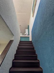 Spacious 2-Story, 4 Bedrooms, Ocean View Balcony