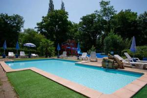 Appartements Appartement 3 etoiles - Parc aquatique - eeeaaf : Chalet