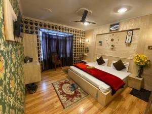 Hotel Young Mamta
