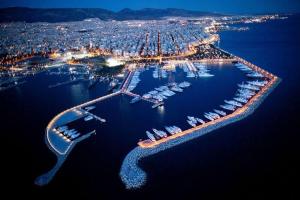 Luxurious apt in the Athenian Riviera