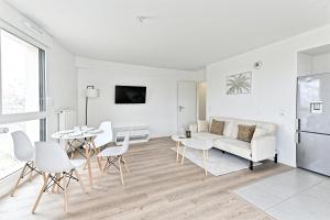 Appartements Spacieux 3 chambres avec balcon : photos des chambres