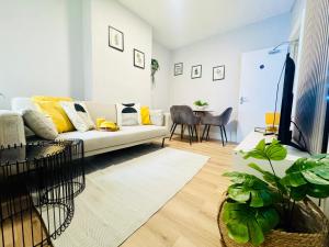 Spacious 4 Bed, Family & Contractors Luton Airport & M1