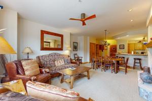 Torian Plum Creekside 712