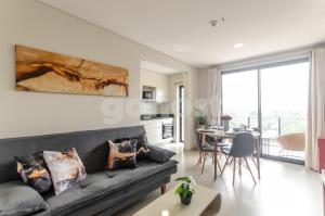 Modern apartment close to Shopping del Sol