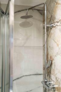 Brand new 1-bedroom in central London and convenient