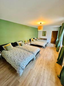 Maisons de vacances Le temps suspendu : photos des chambres