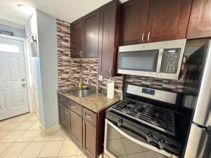 COZY 2BR Apartment near Downtown DC