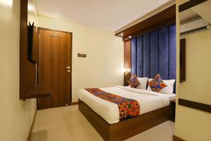 Glitz Hotels The Rio - Nr Solitaire Corporate Business Park