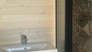 Maisons de vacances Cabane luxe & spa exterieur Les Magnolias : photos des chambres