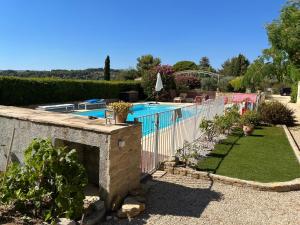 Villas Grande Villa avec Piscine, Petanque et Vue Mer pour 12 Personnes : photos des chambres