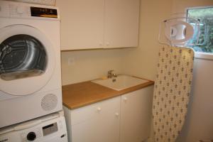 Villas Grande Villa avec Piscine, Petanque et Vue Mer pour 12 Personnes : photos des chambres