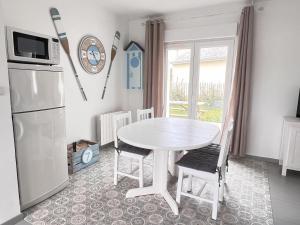 Maisons de vacances Gite Le Coquillage, 50m de la mer : photos des chambres
