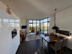 Breskens Chalet Zeeland-Haus Breskens mit Zaun Hausnr B067