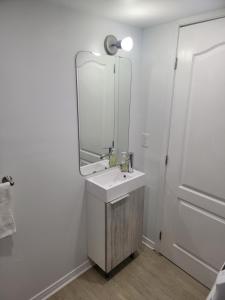 Sheena palace