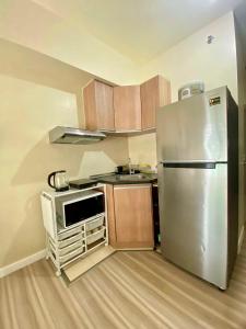 Comfy Stay at Avida Riala IT Park Fast WiFi by Snug Retreat