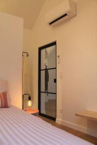 Charming Apartment with Cathedral View! On the 4th floor