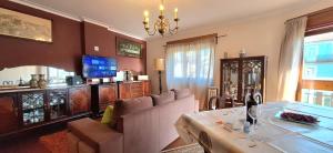 Classic Charm of an Old Porto free parking