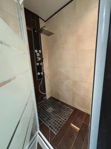 Maisons de vacances Large house near Parc des Expositions cdg : photos des chambres