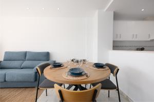 Los Hidalgos Seaview Pool and relax