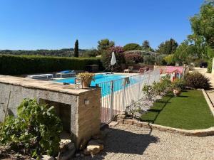 Villas Grande Villa avec Piscine, Petanque et Vue Mer pour 12 Personnes : photos des chambres