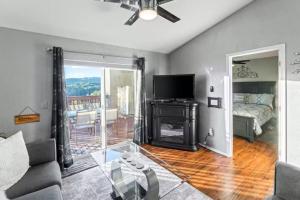 The Cove 5-5 By SDC, Big Deck, Pool, Hot Tub, Lake View