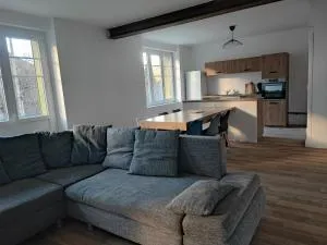 Nouveau sur Ax-les-Thermes, Grand appartement de 118m à 5 min du centre-ville - Orlu