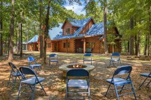 Blue Bass Lodge- Pine Getaway with Hot Tub & Fire