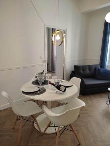Appartements Centre de vienne, spacieux avec balcon : photos des chambres