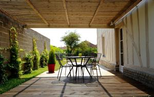 Maisons de vacances Le Manege : Maison 2 Chambres