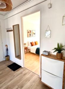 Le St-Arnould - Vue Cathédrale, central & calme