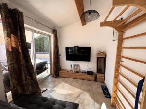 Résidence Bastide - Magnifique maison a 200m de la mer avec piscine privée spa et terrain de pétanque MAE-5901