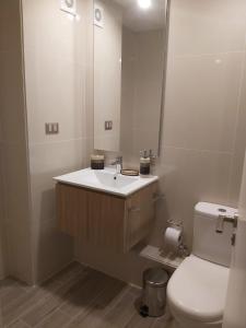 Hermoso depto Matrimonial Ed Puerto Nuevo COD907