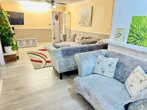 Entire 3bedroom Home in Essex