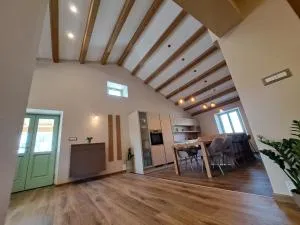 Hiša Skala Kubed - Gračišče