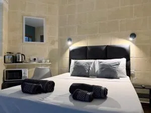 Mini Studios in Central Victoria - Tal-Barmil