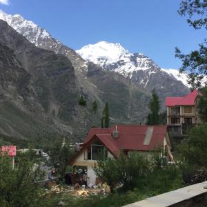 Gemoor Khar- Manor House