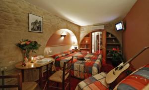 Hotels Hotel des Recollets : photos des chambres