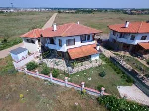 Villa Nelina - SeaView, BBQ & Party - Bulgarevo