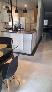 Casa em Santo Amaro com Piscina e Churrasqueira