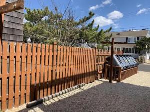 Wi-Fi, Decks, Outdoor Shower, Beach Badges, Private Yard,