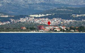 Apartments and Rooms Saric 