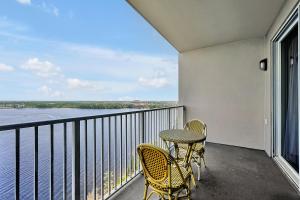 Disney Dream Condo & Lake View Awaits!