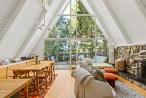 Luxury A-Frame Retreat
