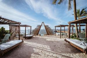 Namaste Beach Club & Hotel