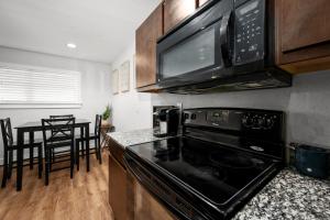 Comfortable 1BR Apartment Near NRG Stadium