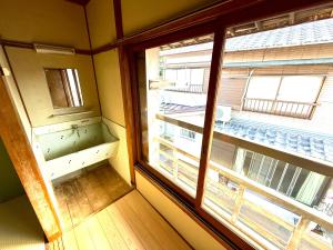 Kitahama Art House by WhyKumano