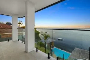 Coastal Oasis - Lakeside