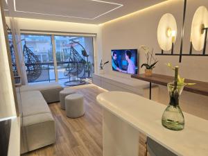 Caparica Luxury Apartment by HOST-POINT